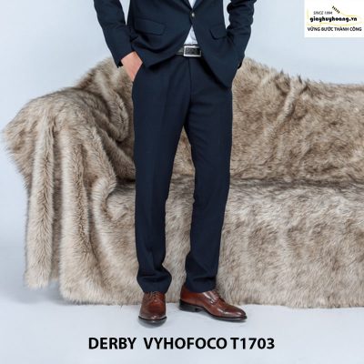 Nhân vật phối đồ với giày da nam derby vyhofoco t1703 chính hãng 004