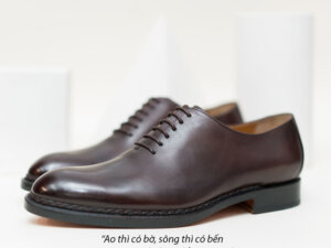 Giày tây Oxford Wholecut đơn giản O2038 005