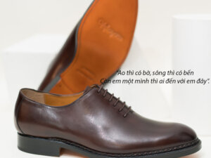 Giày tây Oxford Wholecut đơn giản O2038 003