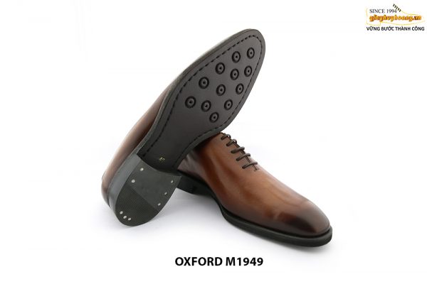 Giày tây nam cổ điển Oxford Wholecut M1949 004