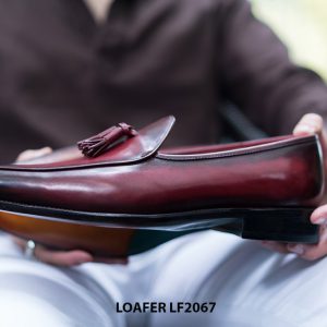 Giày lười nam chuông màu đỏ đô Tassel Loafer LF2067 004