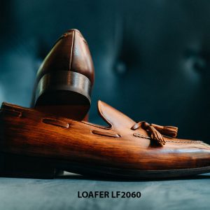 Giày lười nam có chuông đánh màu Patina Tassel Loafer LF2060 004