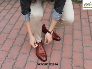 Giày da nam Wholecut đục lỗ Oxford O2236 011