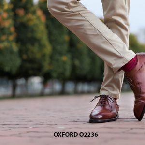 Giày da nam Wholecut đục lỗ Oxford O2236 010