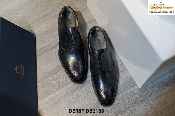 Giày tây nam đục lỗ chữ M Derby DB2139 001