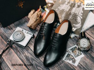 Giày da nam không hoạ tiết Oxford Wholecut O2247 008