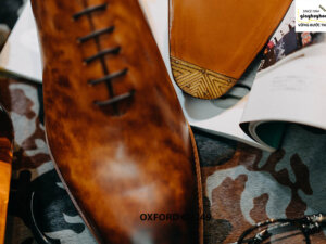 Giày da nam đánh màu đóm đóm Oxford Wholecut O2249 005