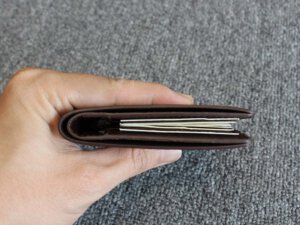 Bóp Ví nam dáng đứng da vân cỏ lá 005