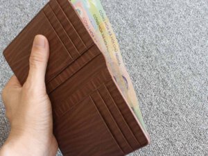 Bóp Ví nam dáng đứng da vân gỗ cao cấp 006