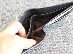 Bóp Ví nam ngang da bê con thiết kế độc đáo 005