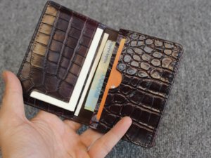 Ví đựng thẻ danh thiếp ATM da vân cá sấu 005