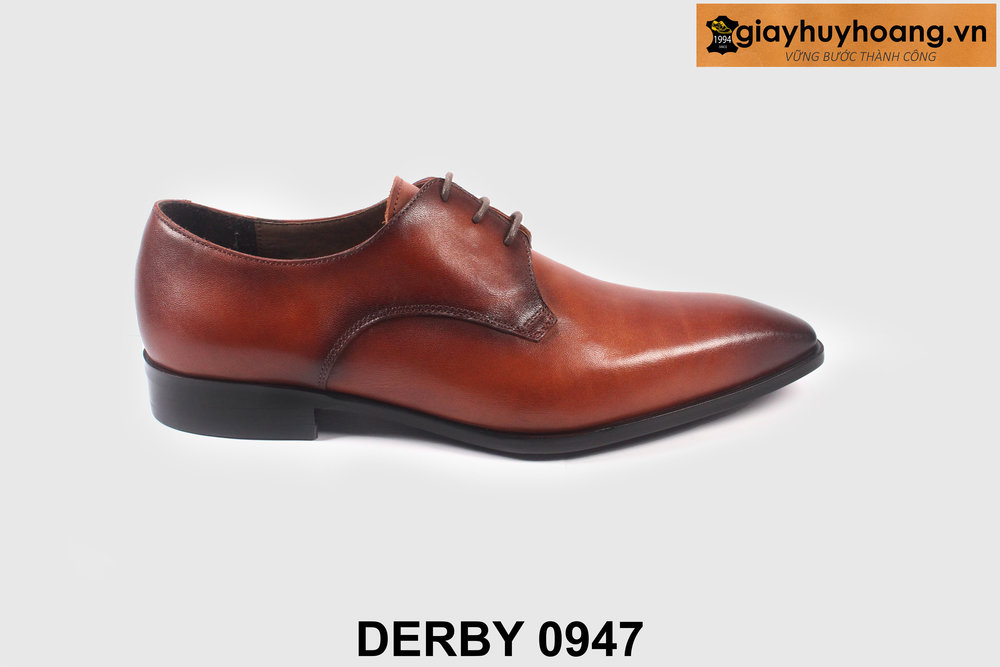 ban-giay-derby-nam-mui-tron-0947-giayhuyhoangvn-1 Giày da nam buộc dây trơn phong cách Derby 0947 001