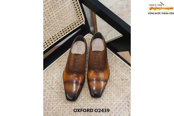 Giày da nam Oxford mũi vuông mạnh mẽ O2439 002