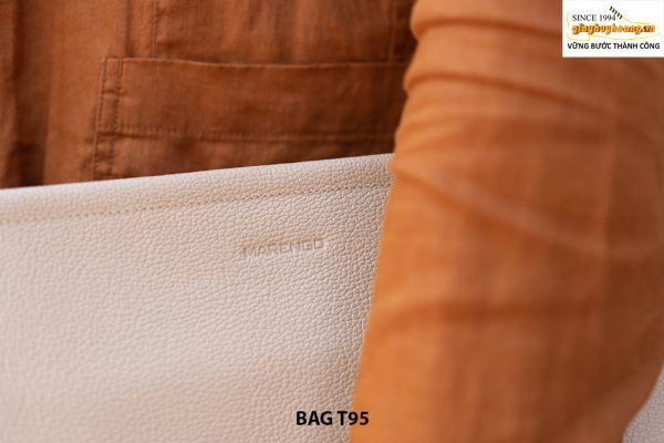 Túi ví cầm tay da hạt màu trắng chính hãng T95 004