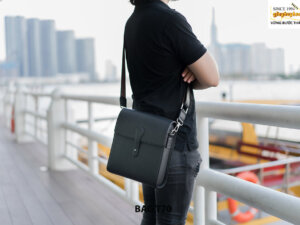 Túi da bò đeo chéo da hạt nam thời trang T70 002