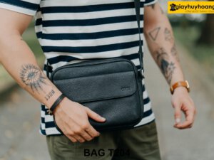 Túi da bò vân hạt đeo chéo nam T204 001