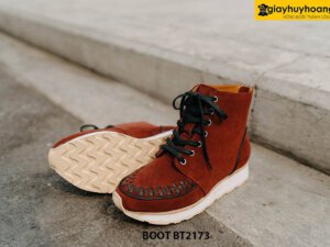 Giày boot buộc dây da lộn đế bằng sneaker BT2173 001