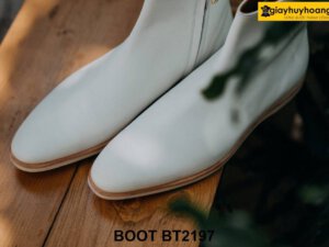 Giày da cổ cao khóa kéo màu trắng Zip Boot BT2197 001