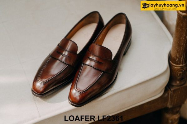 Giày lười da nam nâu phối quần jeans Loafer LF2361 001