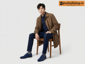 Mẫu nam mặc quần tây công sở màu xanh navy phối giày tây da nam lười không dây monkstrap navy hh05s11