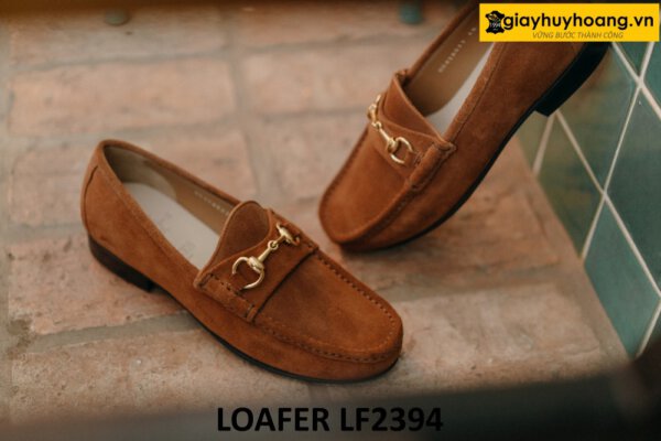 Giày da lộn lười nam có khóa kim loại loafer LF2394 001