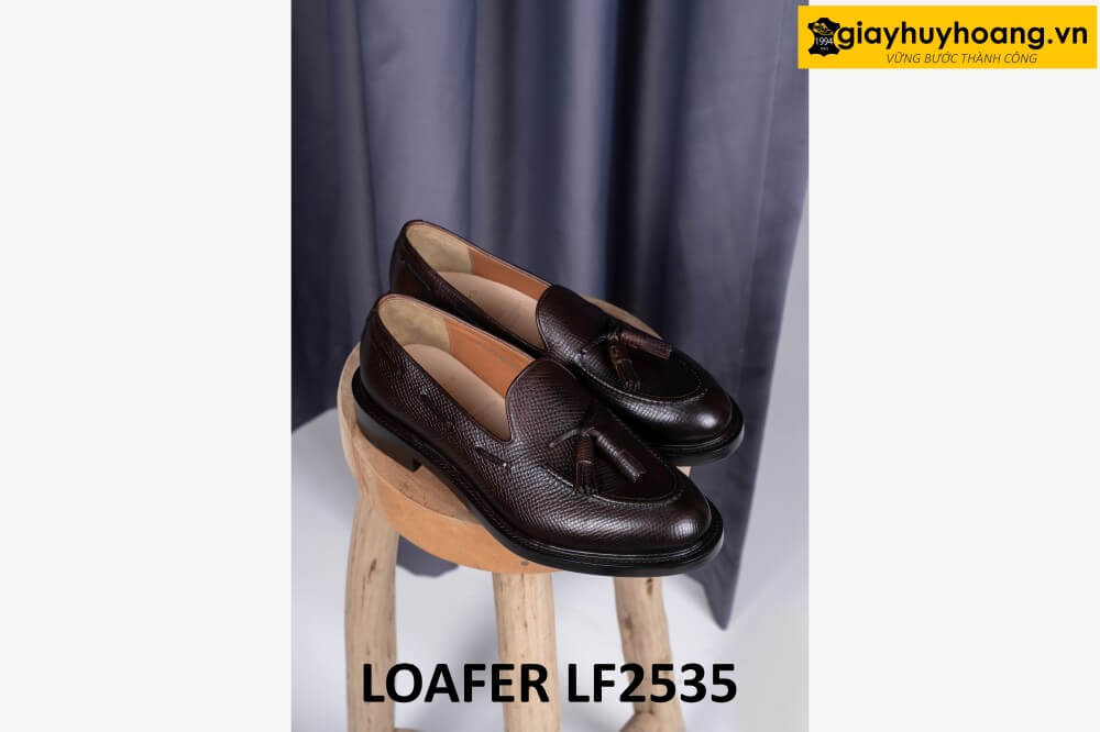 dat-dong-giay-da-nam-thu-cong-loafer-lf2535-001 Giày lười nam mũi tròn có chuông da dập vân Loafer LF2535 004