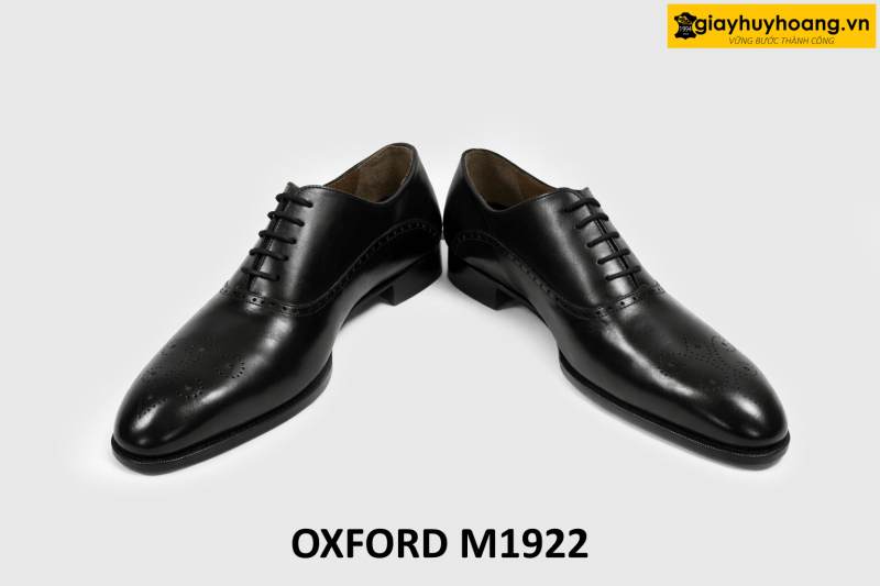 ban-giay-tay-oxford-den-cong-so-m1922-002 Giày da oxford nam đế da bò màu đen sang trọng M1922 003