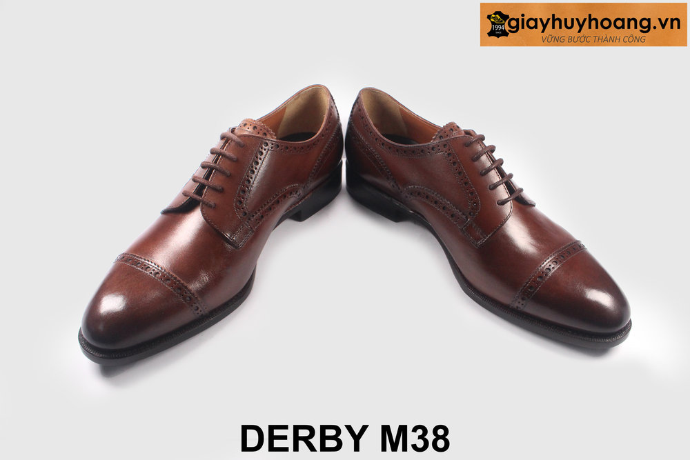 ban-giay-da-derby-nam-cao-cap-m38-tre-trung-giayhuyhoangvn-9 Giày da nam buộc dây màu nâu captoe Derby M38 003