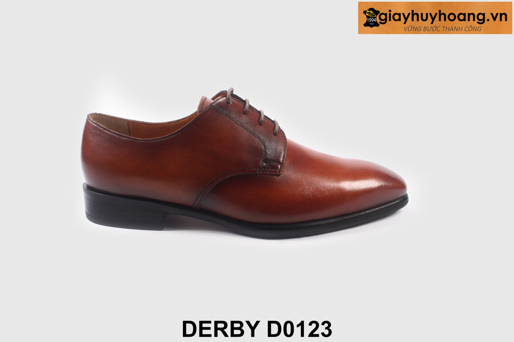 ban-giay-da-nam-cong-so-derby-d0123-giayhuyhoangvn-1 Giày tây nam derby trẻ trung hàng hiệu D0123 001