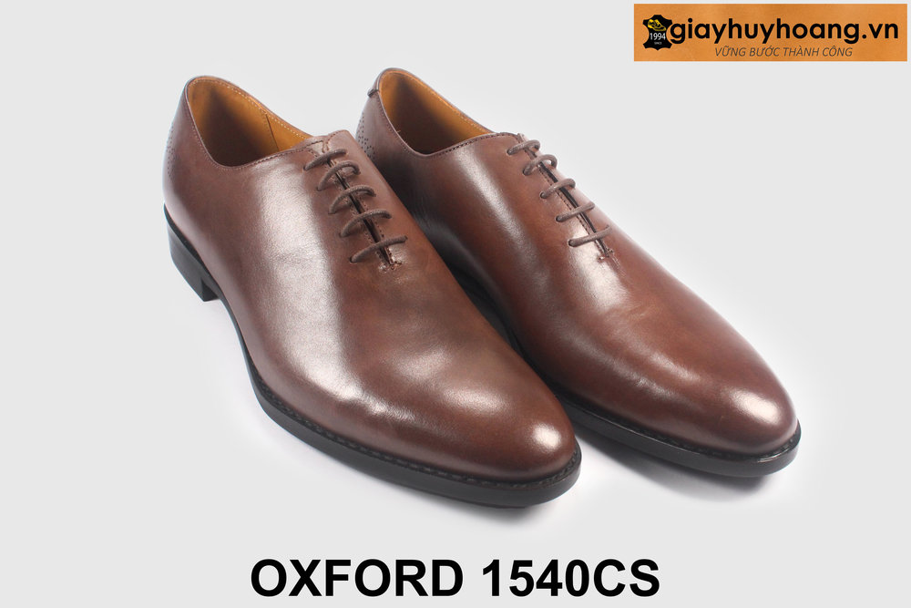ban-giay-tay-nam-oxford-da-tron-1540cs-giayhuyhoangvn-3 Giày da nam màu nâu không đường may Oxford 1540CS 004