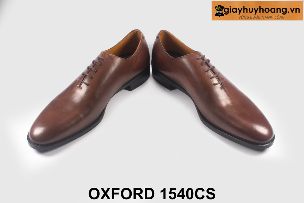 ban-giay-tay-nam-oxford-da-tron-1540cs-giayhuyhoangvn-4 Giày da nam màu nâu không đường may Oxford 1540CS 003