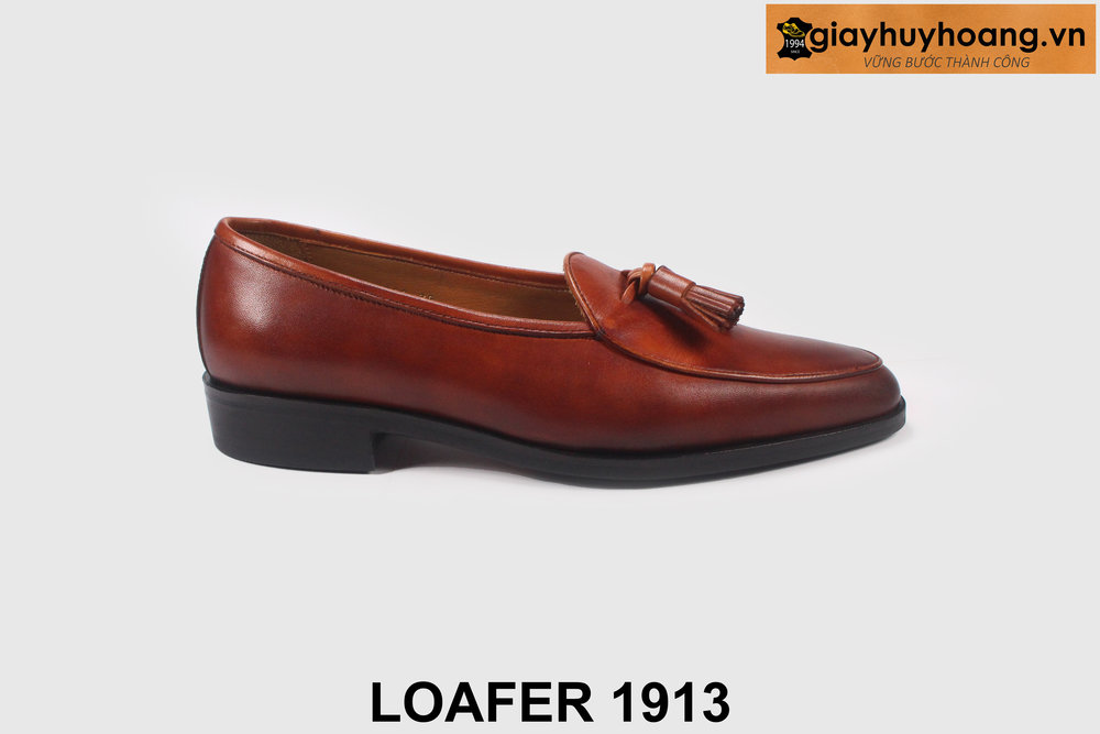 giay-luoi-da-nam-cong-so-thu-cong-loafer-1930-06 Giày lười nam chuông tua rua màu bò trẻ trung Loafer 1913 001