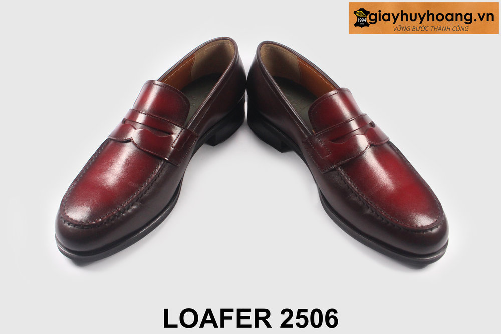 giay-luoi-da-nam-cong-so-thu-cong-loafer-2506-04 Giày lười nam trẻ trung đỏ đô sang trọng Loafer 2506 003